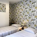 Hébergement de vacances Le P'tit Cocon *
